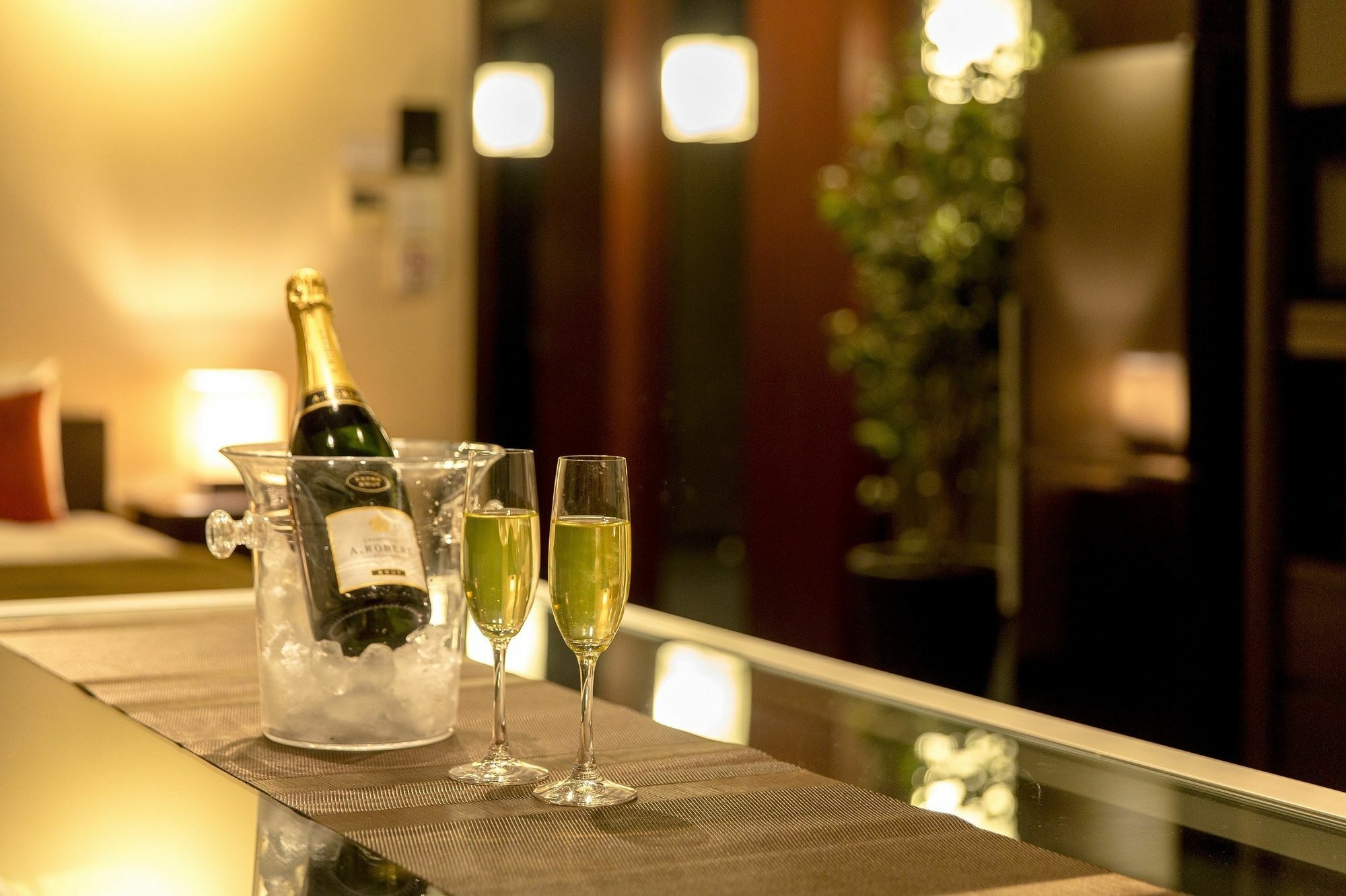 R&Run Kyoto Serviced Apartment & Suites Buitenkant foto